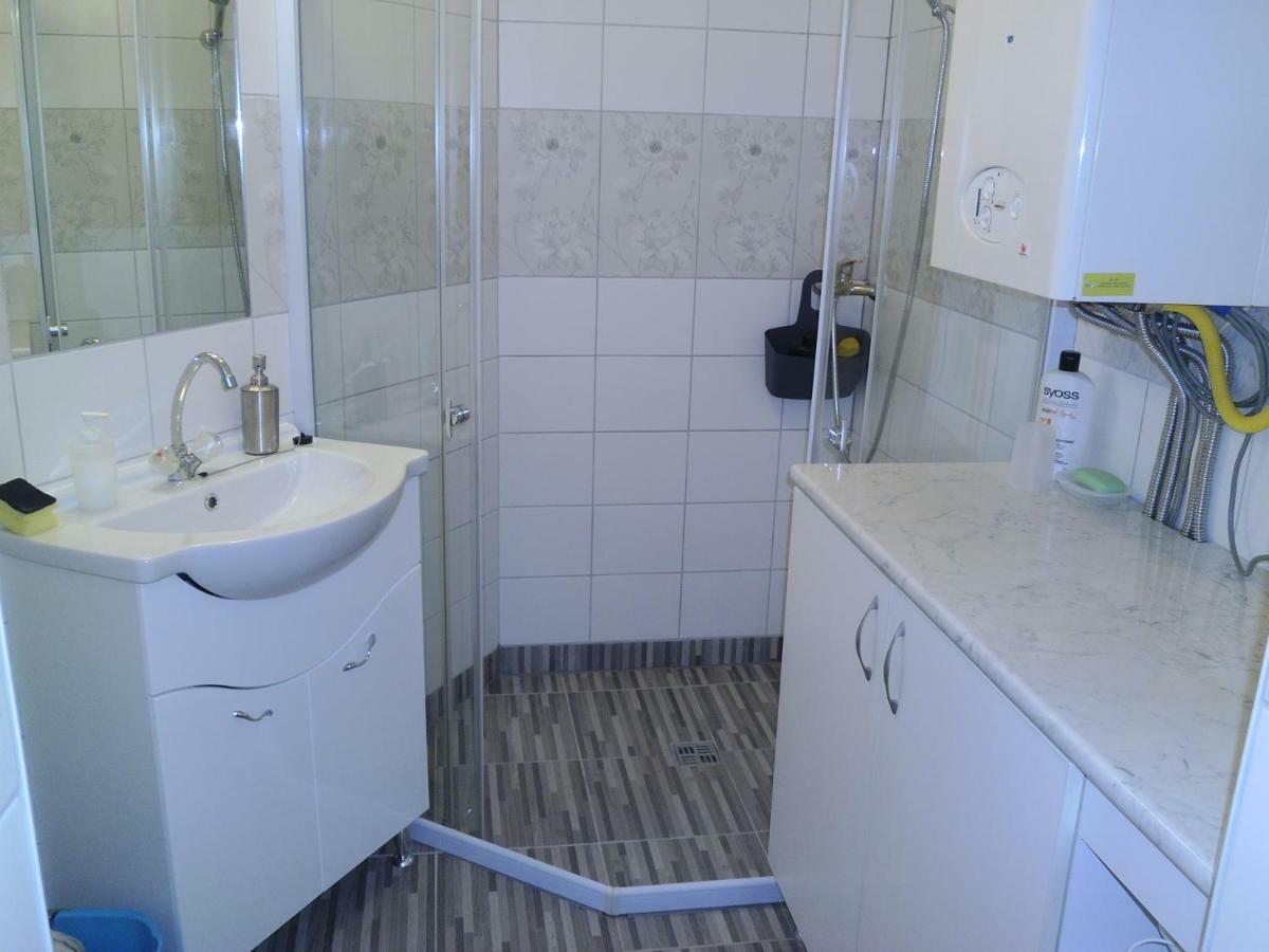 Start Apartmanok Pécs Eksteriør billede